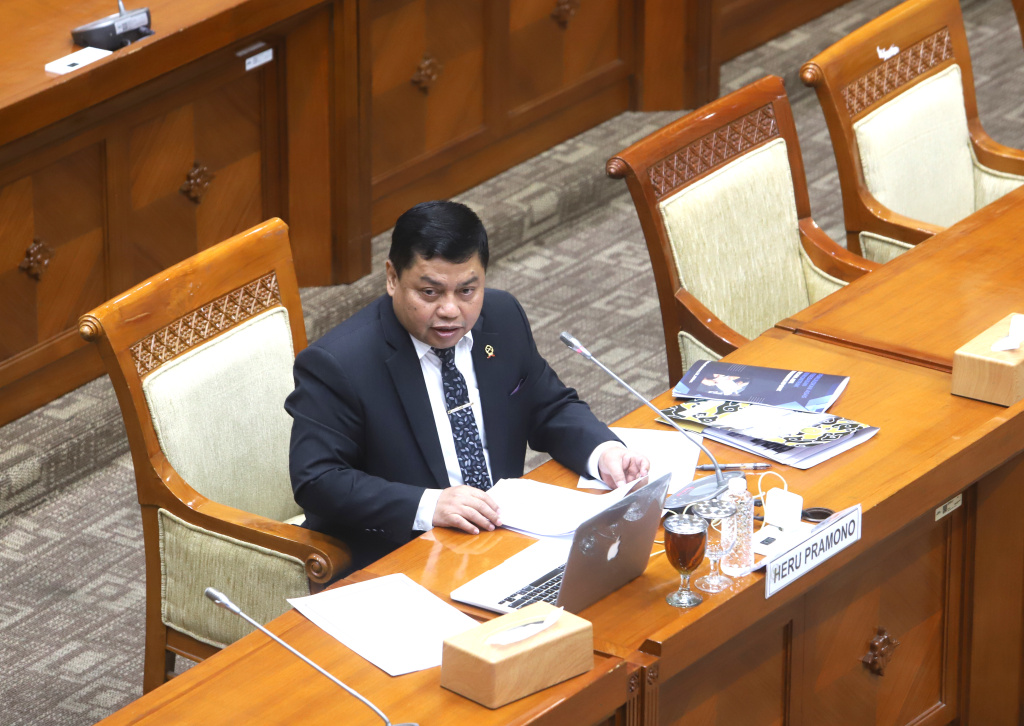Komisi III DPR menggelar fit and proper test Calon Hakim Agung (Ashar/SinPo.id)