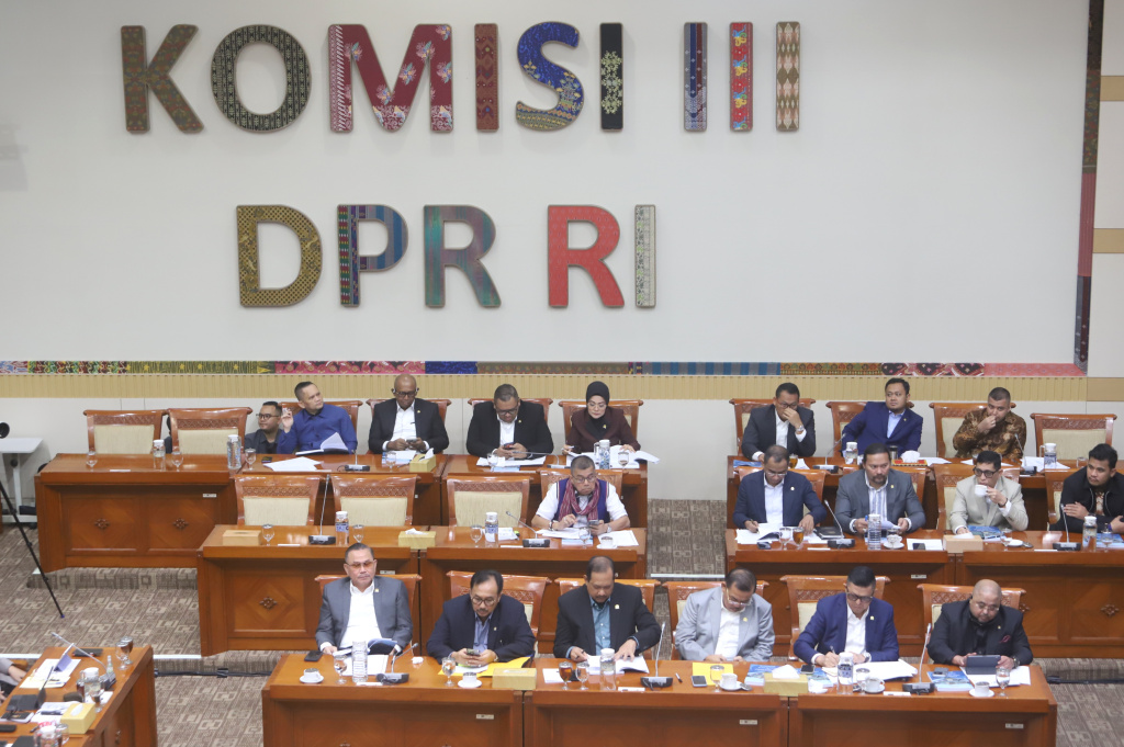 Komisi III (Ashar/SinPo.id)