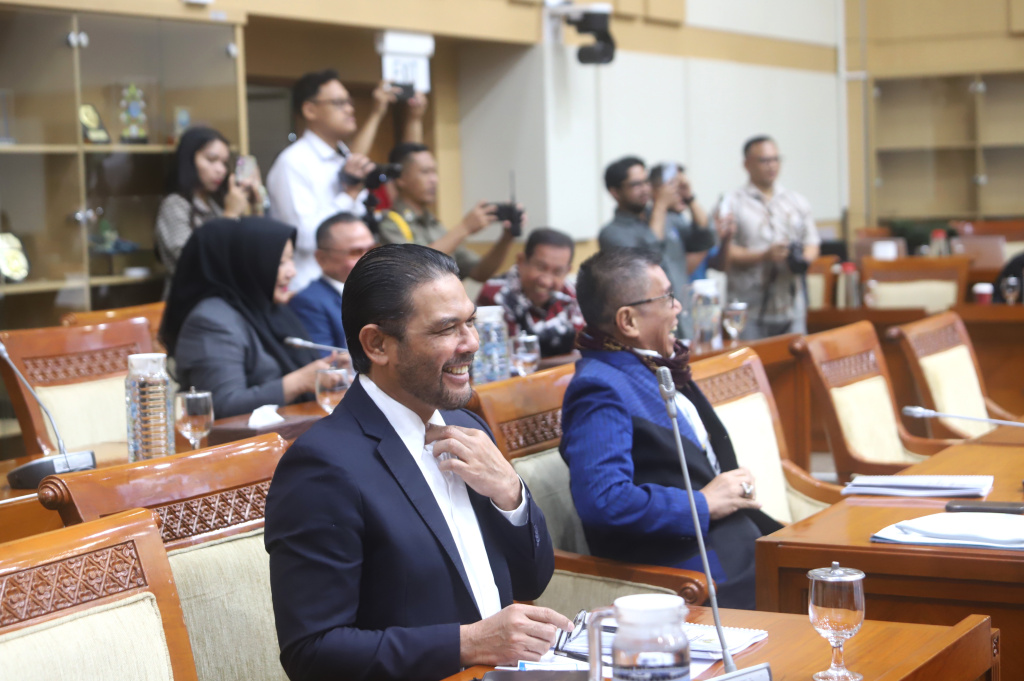 Komisi III gelar raker dengan KPK membahas rencana kinerja KPK 2026 (Ashar/SinPo.id)