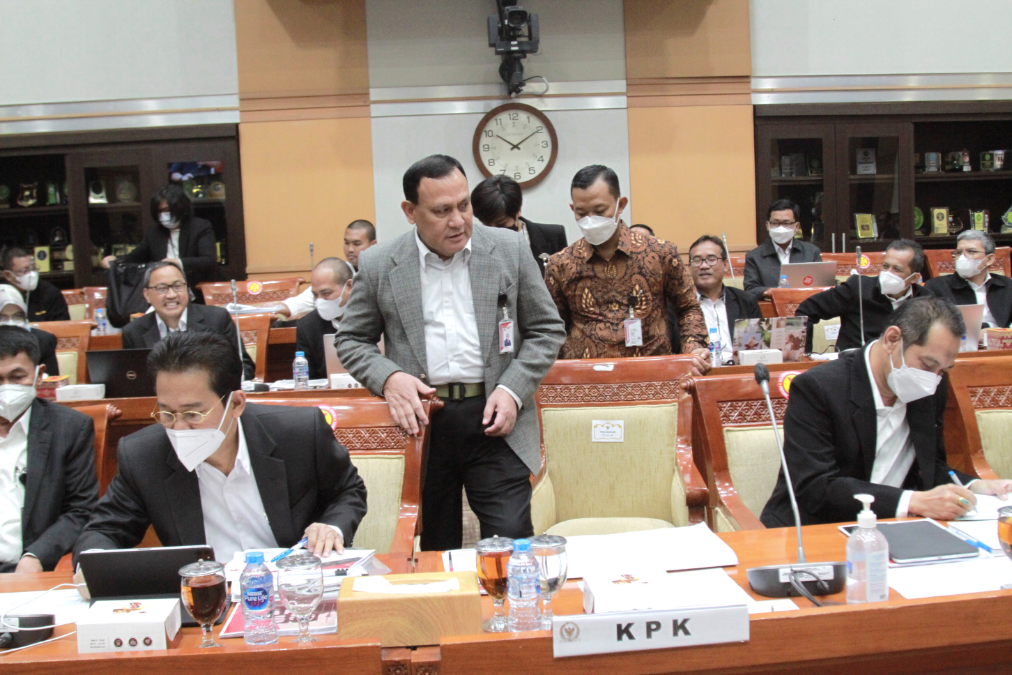 Komisi III gelar raker dengan Ketua KPK Firli Bahuri membahas Program Kerja 2023 (Ashar/SinPo.id)