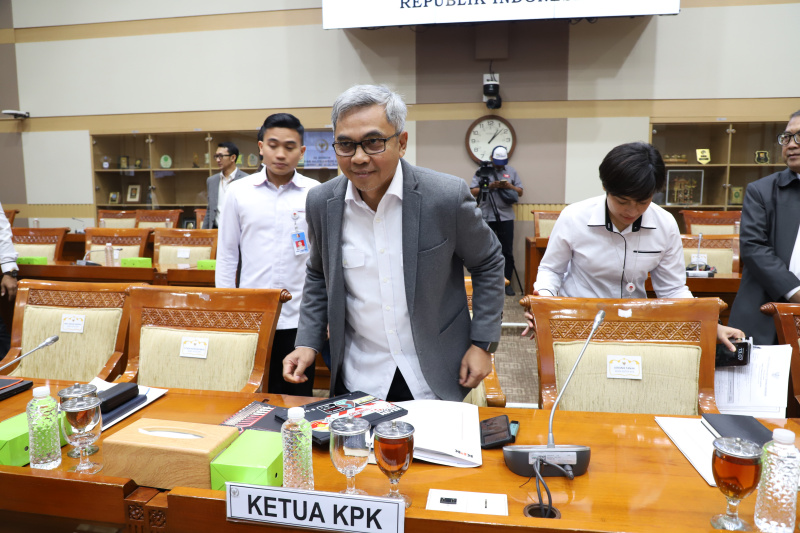 Komisi III DPR menggelar raker dengan Ketua KPK Setyo Budiyanto membahas RUU KUHAP dan Terminologi OTT (Ashar/SinPo.id)