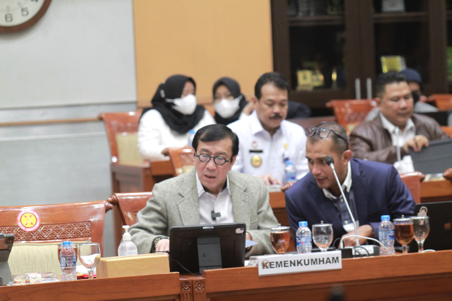 Komisi III DPR gelar raker dengan Menkumham Yasonna Laoly membahas kinerja Kemenkumham 2022 (Ashar/SinPo.id)