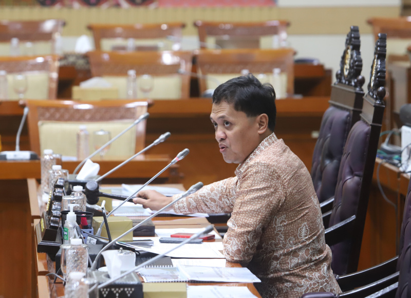 Komisi III DPR gelar RDP dengan Dir PPA Mabes Polri dan Kejati NTT, Kabid Propam Polda NTT dan Dirkrimum Polda NTT membahas terkait kasus dugaan pelecehan mantan Kapolres Ndaga (Ashar/SinPo.id)