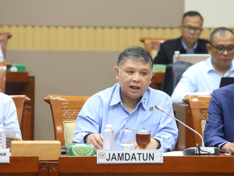 Komisi III DPR gelar RDP dengan Jaksa Agung Muda Bidang Perdata dan Tata Usaha Negara (Jamdatun) Narendra Jatna membahas program kerja (Ashar/SinPo.id)