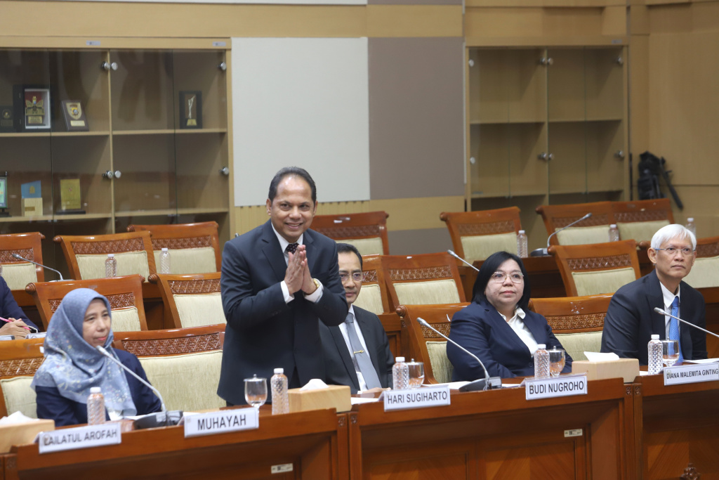 Komisi III DPR gelar rapat Calon Hakim Agung dan Calon Hakim Ad Hoc HAM (Ashar/SinPo.id)