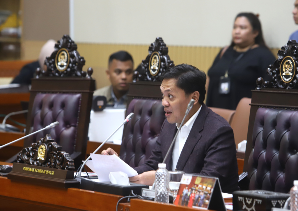Komisi III DPR gelar rapat Calon Hakim Agung dan Calon Hakim Ad Hoc HAM (Ashar/SinPo.id)