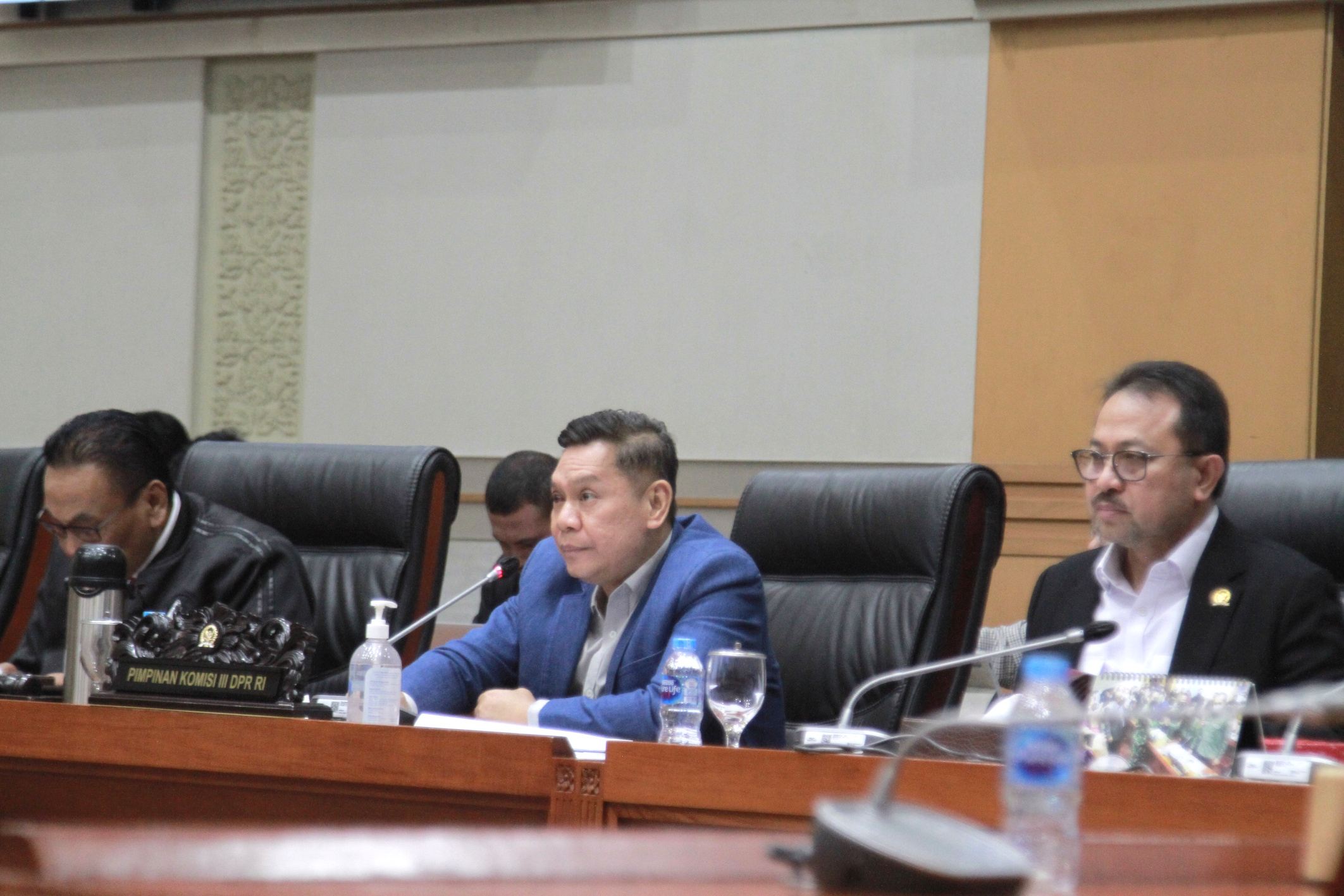 Jaksa Agung Burhanuddin rapat kerja bersama Komisi III DPR (Ashar/SinPo.id)