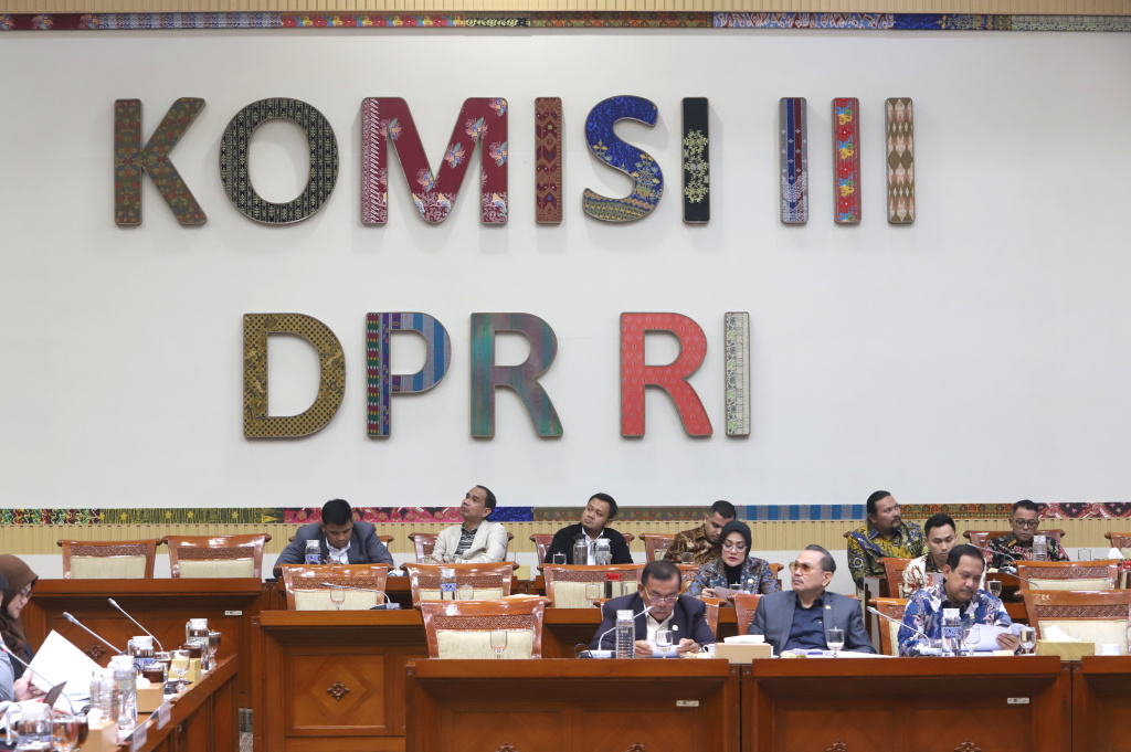 Komisi III DPR menyetujui RUU Penyesuaian Pidana dilanjutkan di Rapat Paripurna (Ashar/SinPo.id)