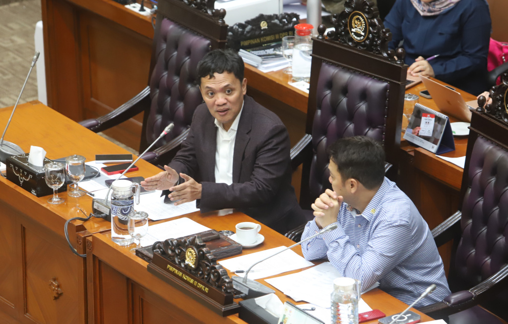 Komisi III DPR menyetujui RUU Penyesuaian Pidana dilanjutkan di Rapat Paripurna (Ashar/SinPo.id)