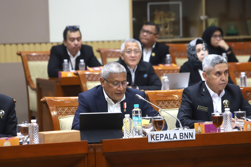 Komisi III gelar dengan Ketua BNN Marthinus Hukom membahas pemetaan jaringan peredaran narkoba (Ashar/SinPo.id)