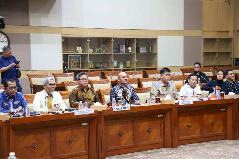 Komisi III DPR gelar RDPU dengan Ditjen Kekayaan Intelektual Kementerian Hukum RI, Bawas MA menbahas Penyanyi Agnez Mo membayar Royalti lagu