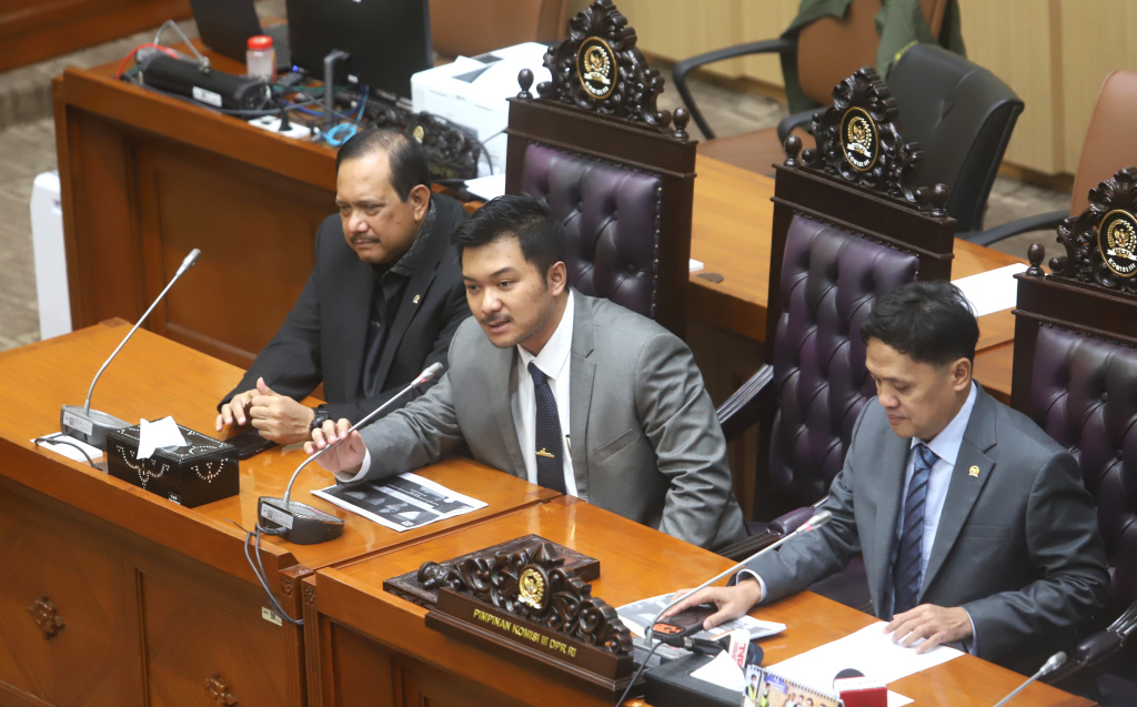 Komisi III DPR Gelar RDPU kasus pencemaran nama baik Nabila O'Brien dengan Zendhy dan Evi telah berakhir damai (Ashar/SinPo.id)