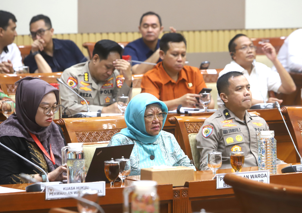 Komisi III DPR menggelar RDPU dengan Pemprov DKI Jakarta membahas sengketa tanah dengan warga yang berada di Jalan Danau Limboto Benhil (Ashar/SinPo.id)