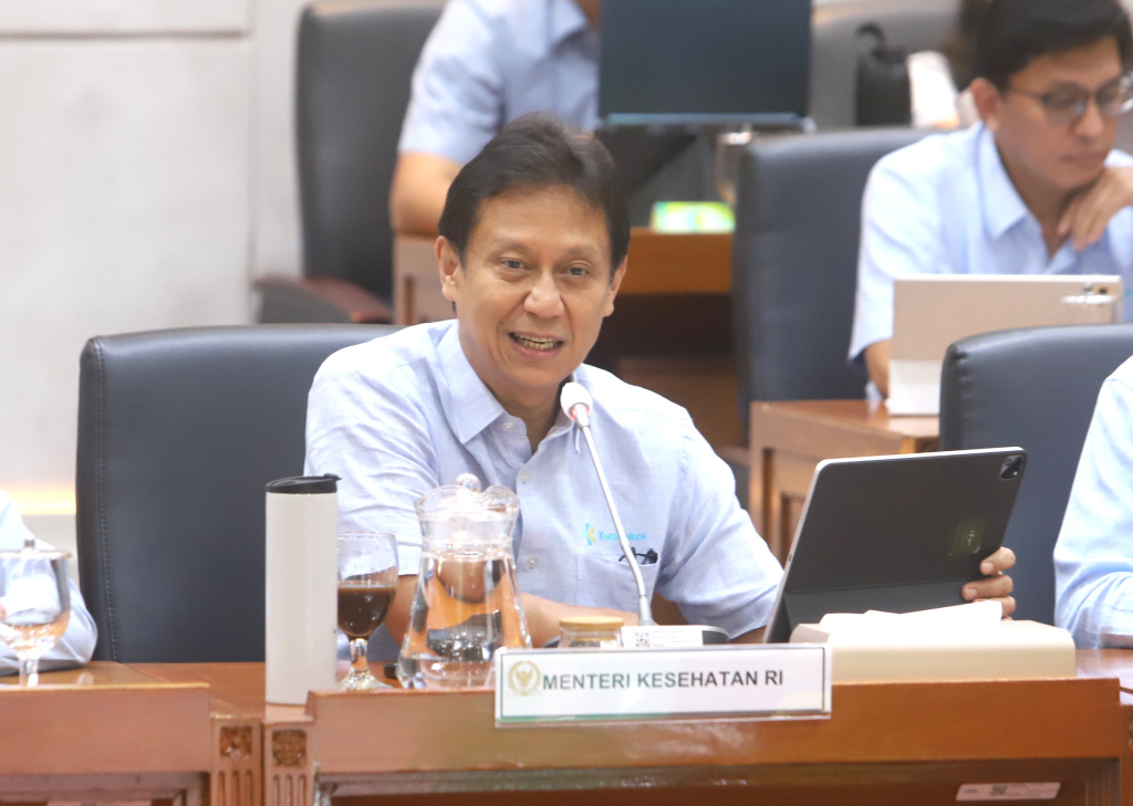 Komisi IX DPR menggelar raker dengan Menteri Kesehatan Budi Gunadi Sadikin membahas penanganan penyakit campak dan penyakit menular lainnya (Ashar/SinPo.id)