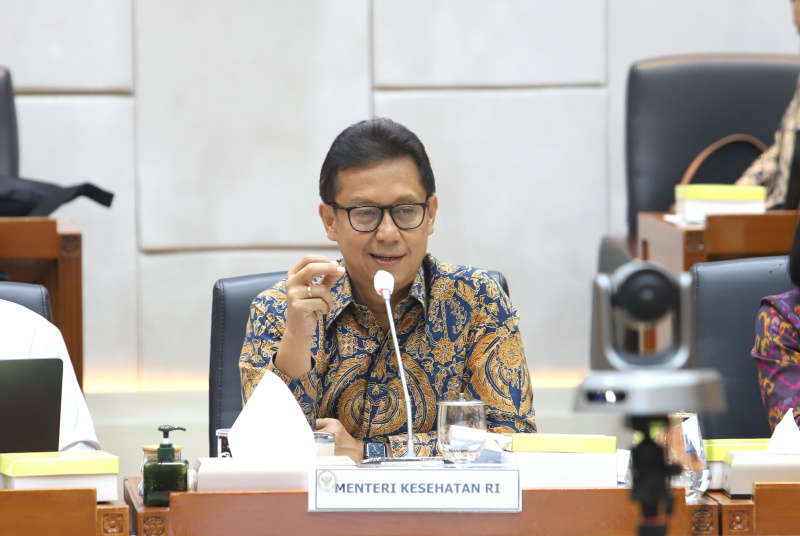 Komisi IX DPR gelar raker dengan Menteri Kesehatan Budi Gunadi Sadikin membahas Program Nasional Stunting bagi anak (Ashar/SinPo.id)