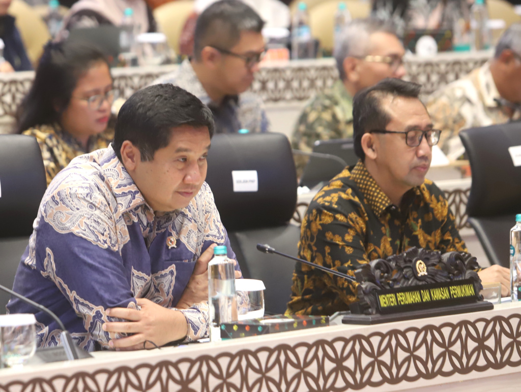 Komisi V DPR menggelar raker dengan Menteri PKP Maruarar Sirait membahas Pelaksanaan APBN  tahun anggaran 2026 (Ashar/SinPo.id)