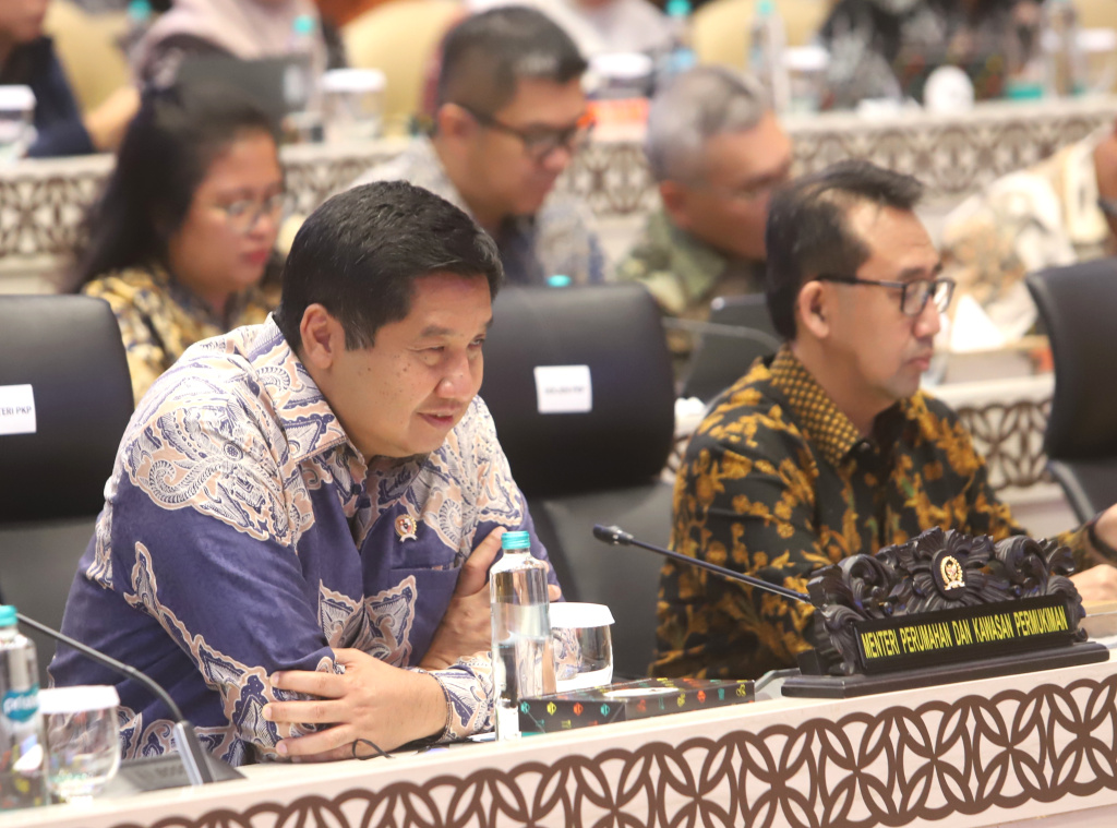 Komisi V DPR menggelar raker dengan Menteri PKP Maruarar Sirait membahas Pelaksanaan APBN  tahun anggaran 2026 (Ashar/SinPo.id)
