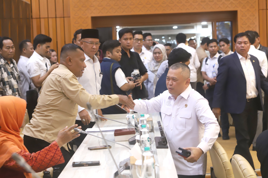 Komisi V DPR gelar RDP dengan Menteri Perhubungan Dudy Purwagandhi membahas evaluasi Arus Mudik 2026 (Ashar/SinPo.id)