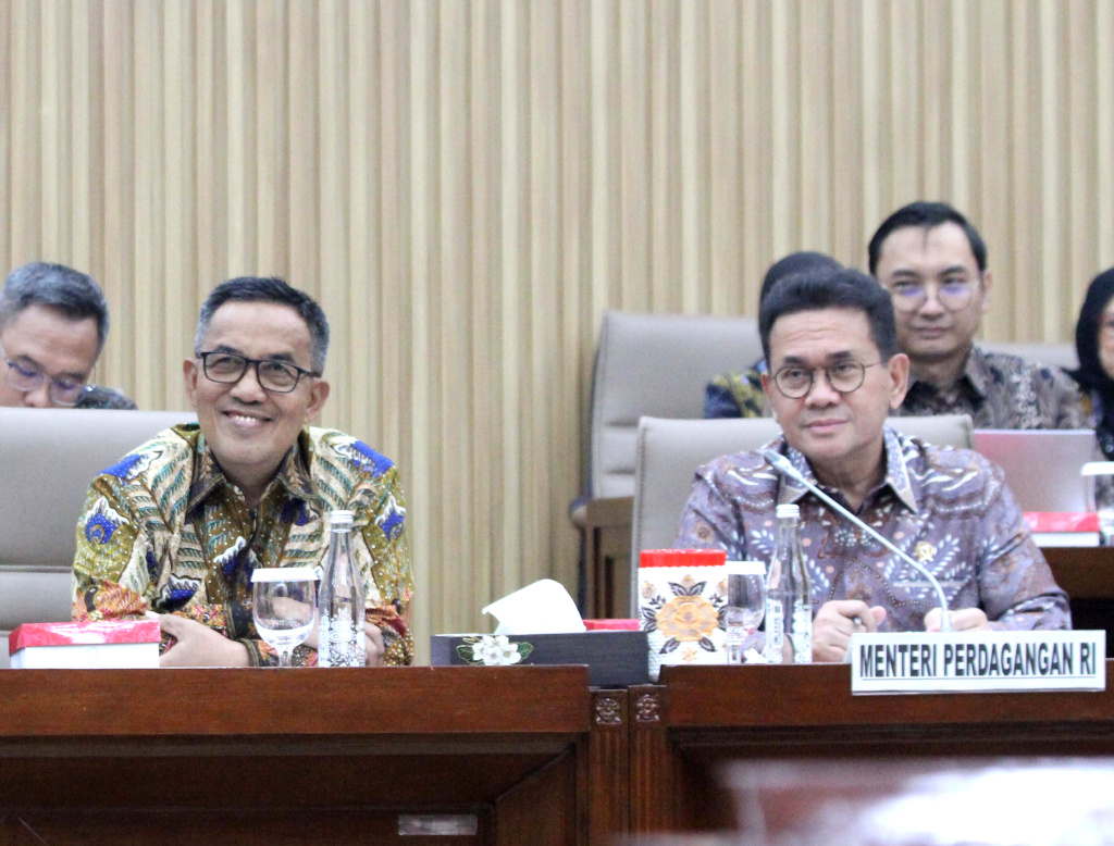 Komisi VI DPR gelar raker dengan Menteri Perdagangan Budi Santoso membahas Kemitraan Ekonomi Komprehensif Pemerintah RI dan Pemerintah Kanada (Ashar/SinPo.id)