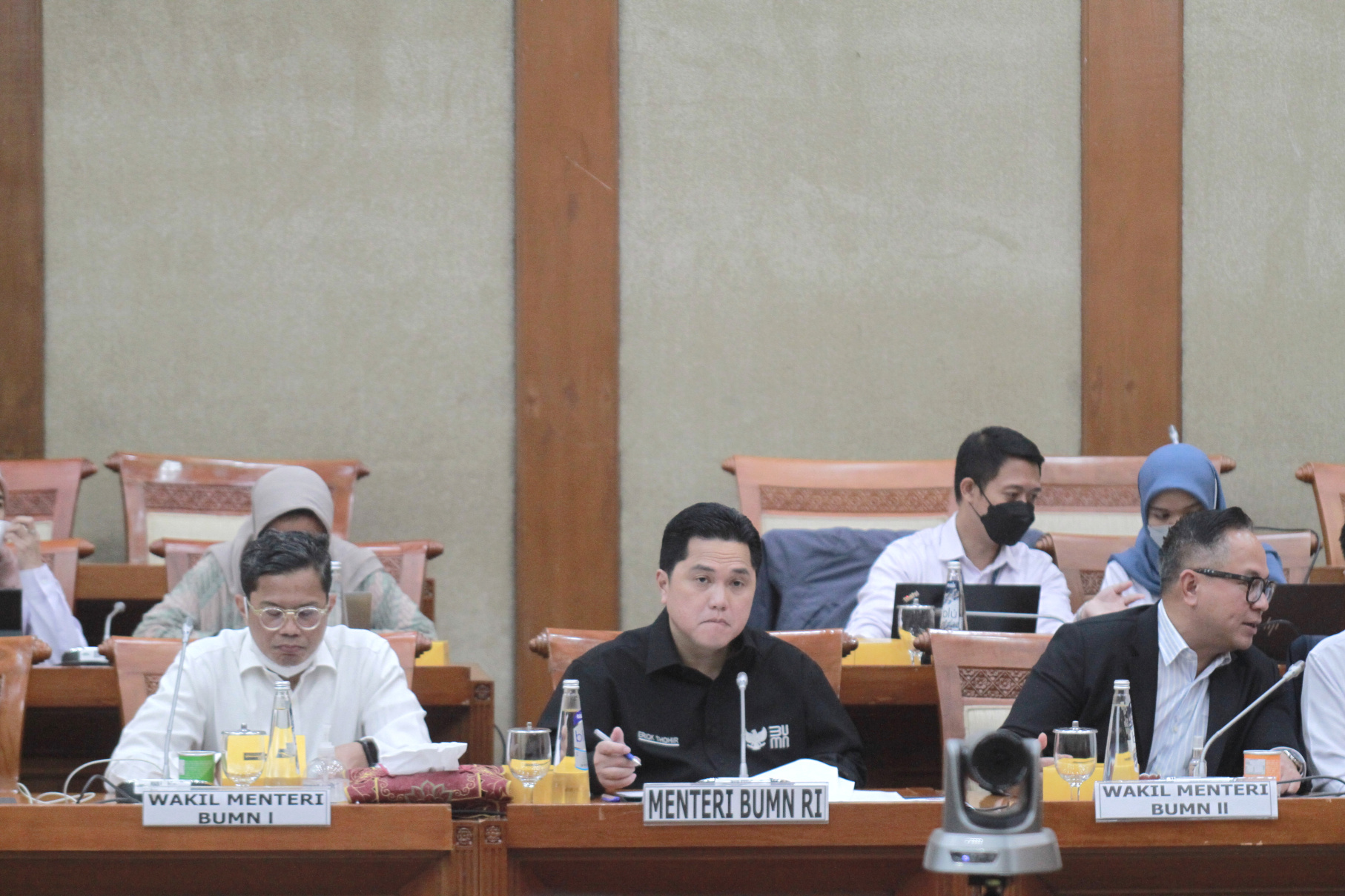Komisi VI DPR gelar raker dengan Menteri BUMN Erick Thohir membahas kinerja Kementerian BUMN (Ashar/SinPo.id)