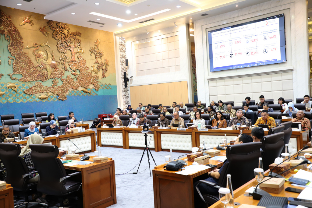 Ilustrasi. Rapat Komisi VII DPR RI. (Ashar/SinPo.id)