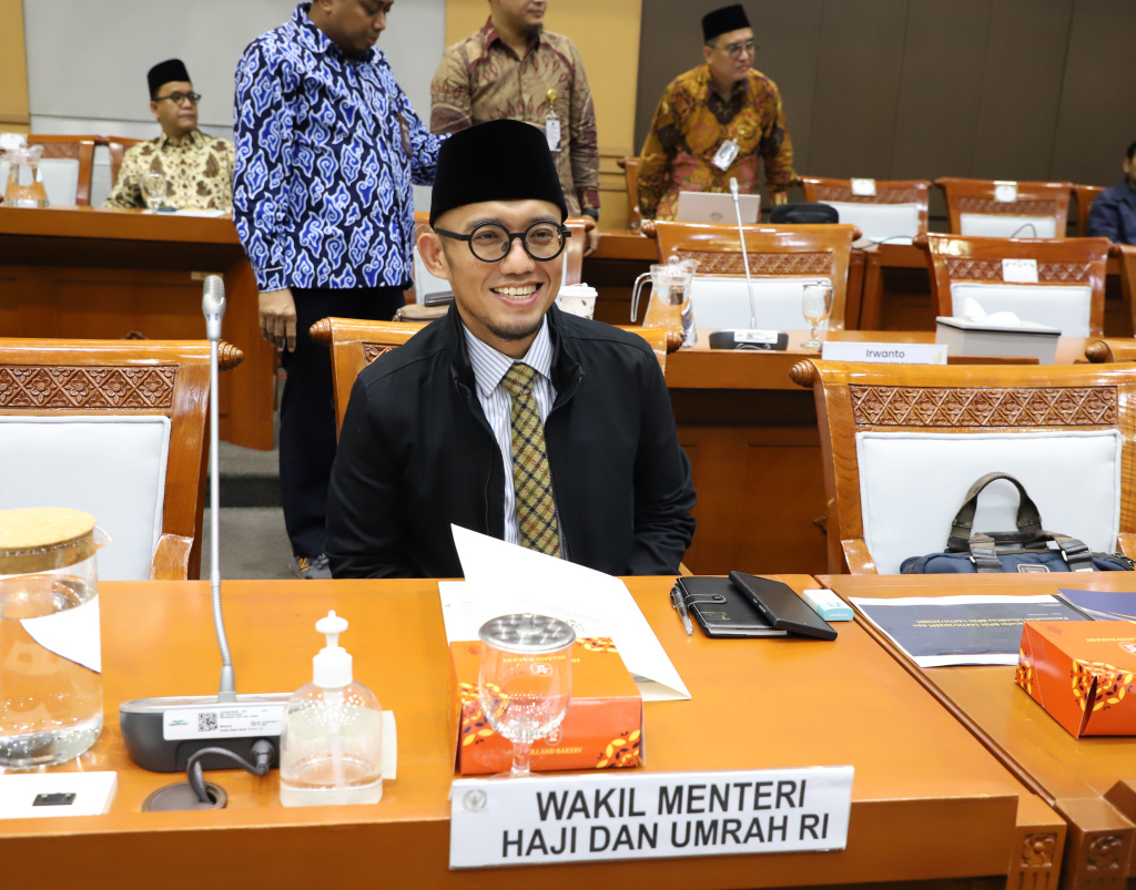 Komisi VIII DPR menggelar rapat kerja tertutup dengan Menteri Haji Mochamad Irfan Yusuf membahas persiapan penyelenggaraan Ibadah Haji 1447 H/2026 (Ashar/SinPo.id)