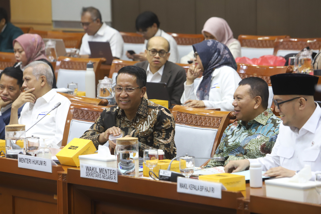 Komisi VIII DPR gelar raker dengan Pemerintah bahas penyelenggaraan Haji dan Umrah (Ashar/SinPo.id)