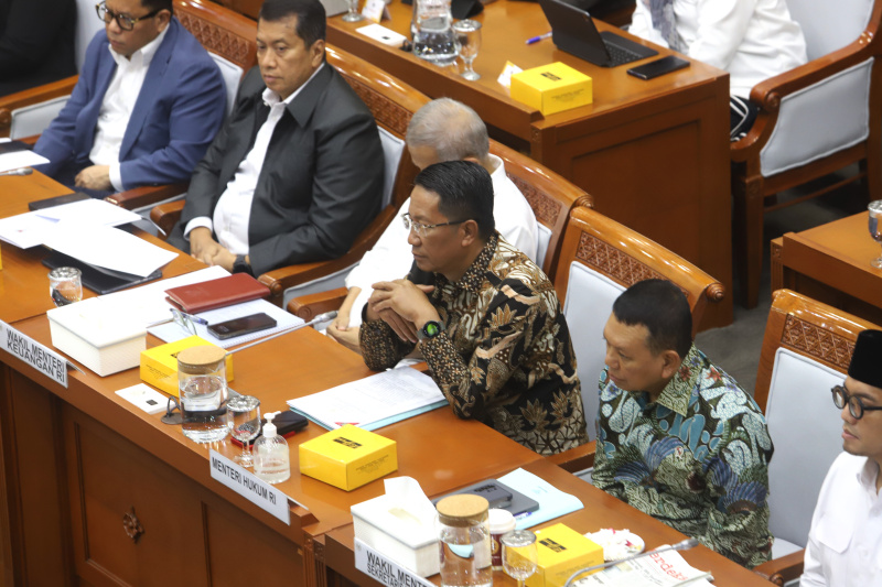 Komisi VIII DPR gelar raker dengan Pemerintah bahas penyelenggaraan Haji dan Umrah (Ashar/SinPo.id)