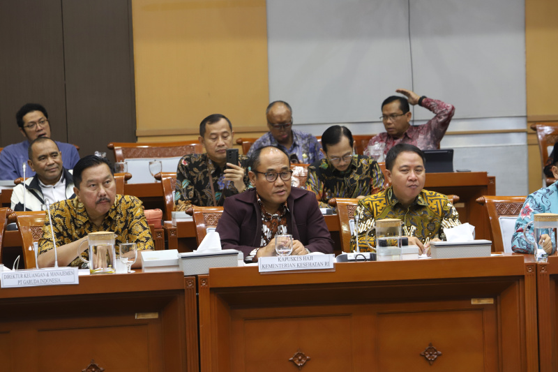 Komisi VIII DPR gelar raker dengan Wakil Menteri Haji Saiful Rahmat Dasuki membahas evaluasi penyelenggaraan ibadah Haji tahun 1445 H dan Laporan Keuangan Ibadah Haji Tahun 1445 H/2024 M (Ashar/SinPo.id)