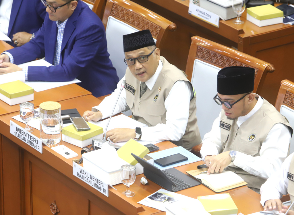 Komisi VIII DPR menggelar RDP dengan Menteri Haji dan Umrah Mochamad Irfan Yusuf membahas persiapan penyelenggaraan Ibadah Haji 1447 H/2026 (Ashar/SinPo.id)