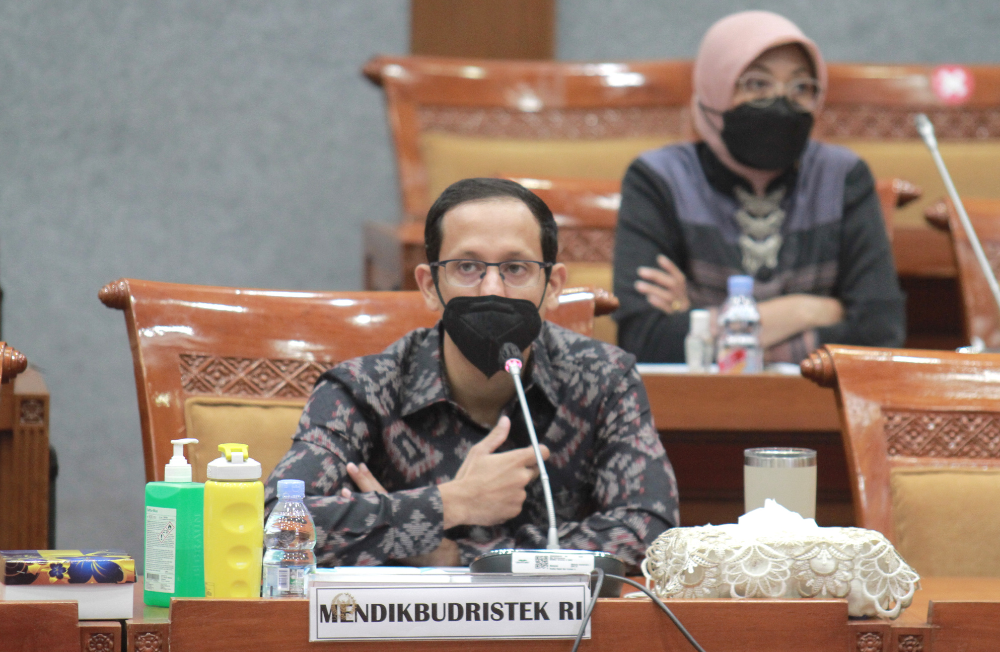 Komisi X DPR menggelar rapat kerja bersama Mendikbudristek Nadiem Karim