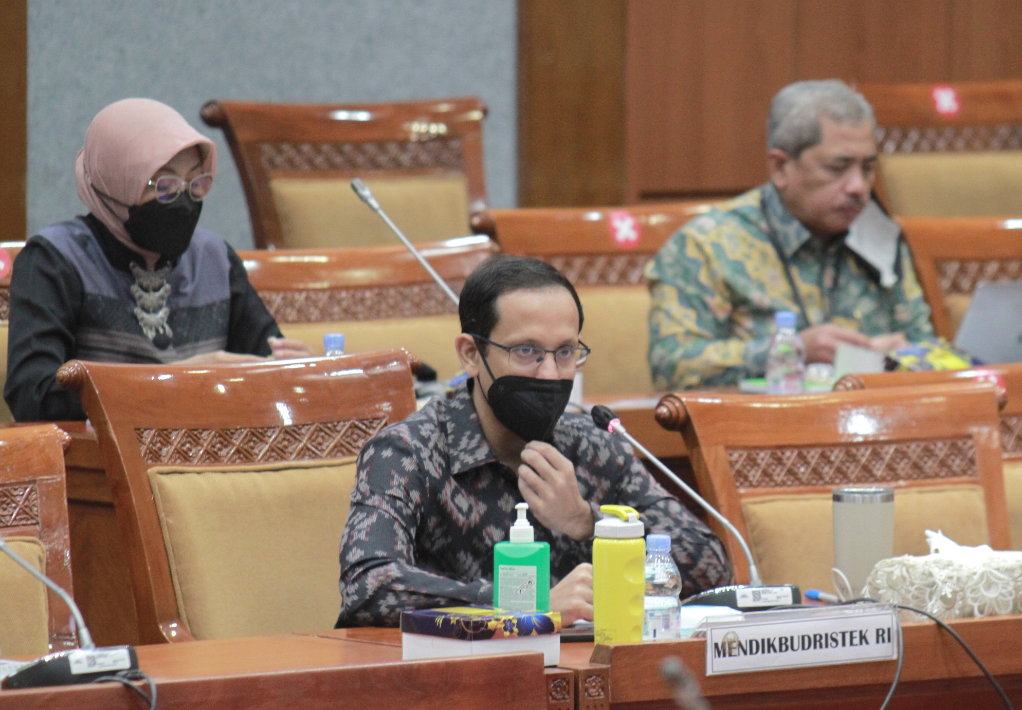 Komisi X DPR menggelar rapat kerja bersama Mendikbudristek Nadiem Karim