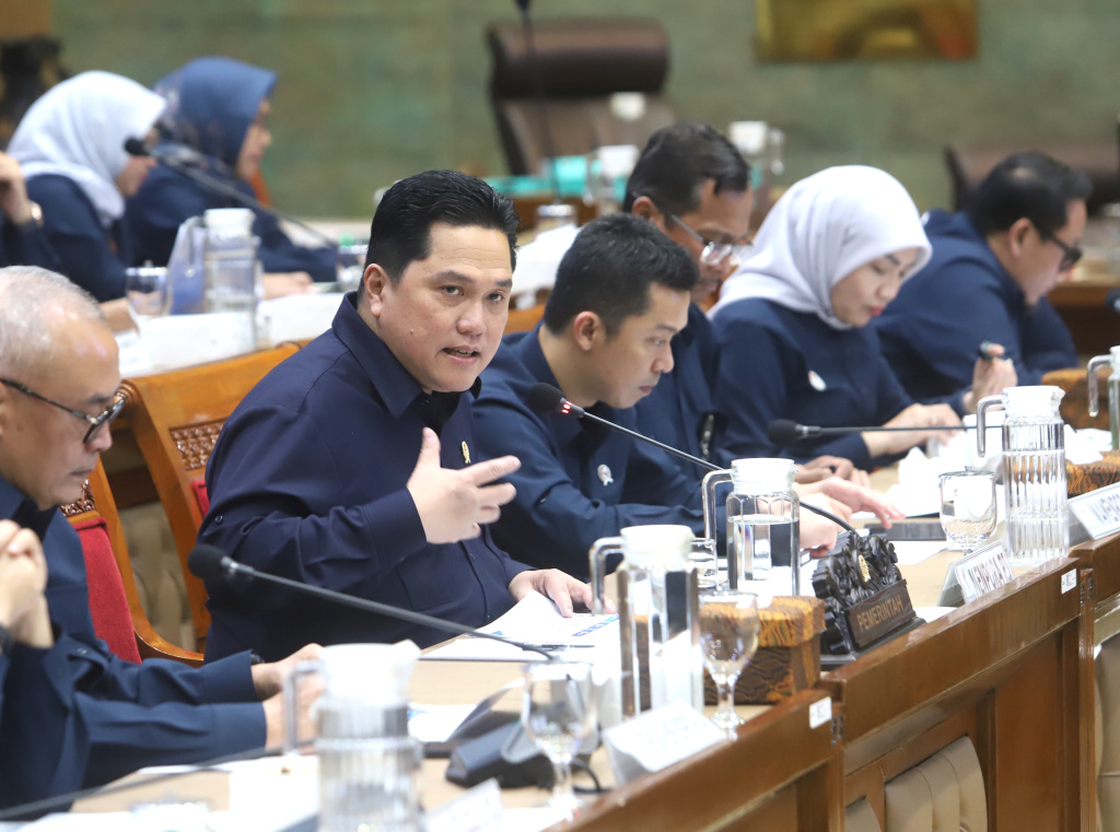 Komisi X DPR gelar raker dengan Menpora Erick Thohir membahas program Presiden untuk memberikan fasilitas kepada atlet Indonesia yang terbaik (Ashar/SinPo.id)