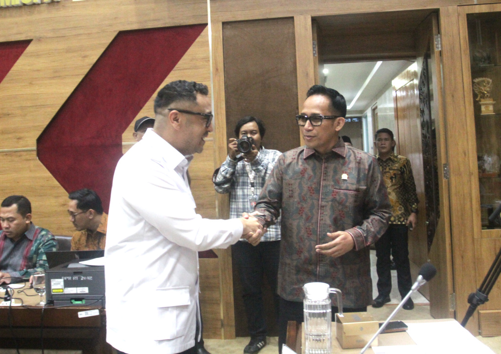 Komisi X DPR gelar raker dengan Wakil Menteri Kebudayaan Giring Ganesha membahas RKA K/L tahun 2026 Kementrian Kebudayaan (Ashar/SinPo.id)