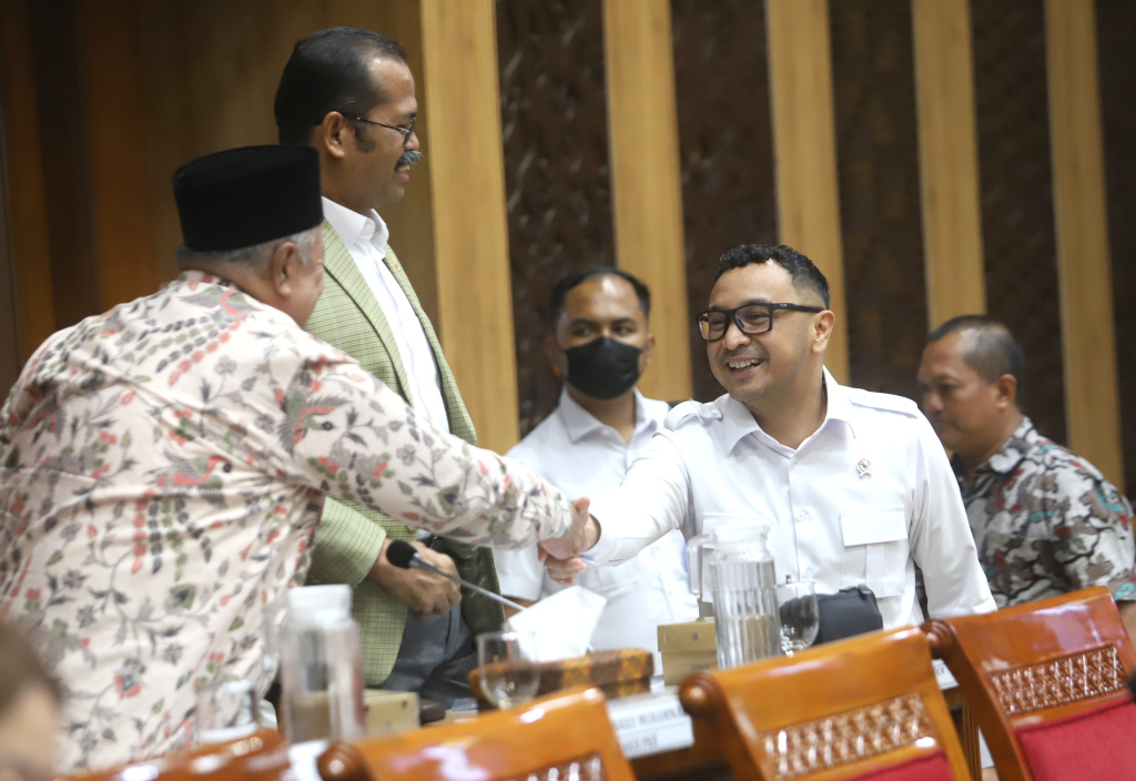 Komisi X DPR gelar raker dengan Wakil Menteri Kebudayaan Giring Ganesha membahas RKA K/L tahun 2026 Kementrian Kebudayaan (Ashar/SinPo.id)