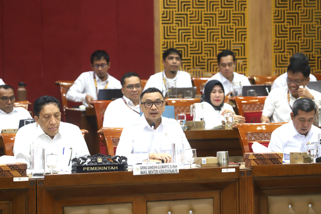 Komisi X DPR gelar raker dengan Wakil Menteri Kebudayaan Giring Ganesha membahas RKA K/L tahun 2026 Kementrian Kebudayaan (Ashar/SinPo.id)