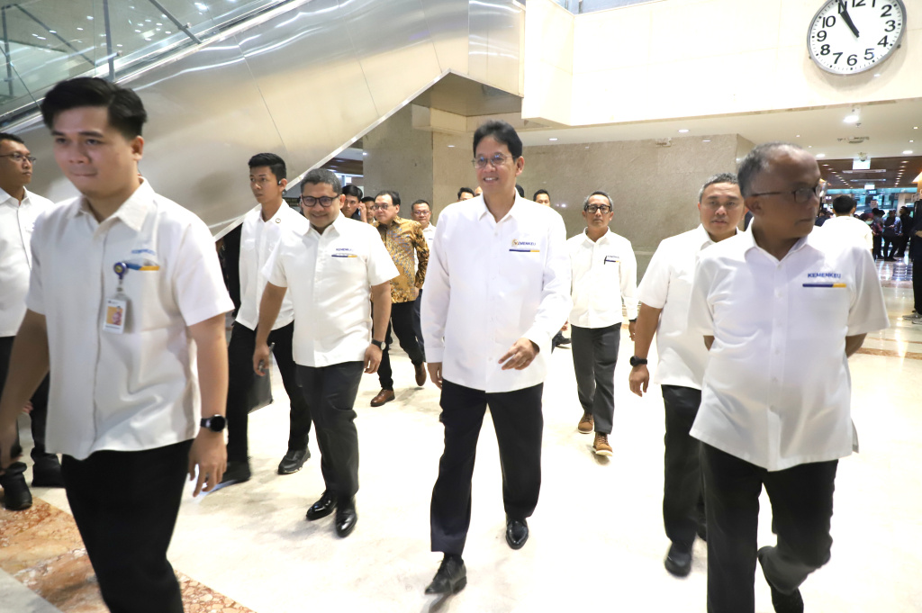 Komisi XI DPR menggelar raker dengan Menteri Keuangan (Menkeu) Purbaya Yudhi Sadewa membahas Kinerja Penerimaan Negara Triwulan I TA 2026 (Ashar/SinPo.id)