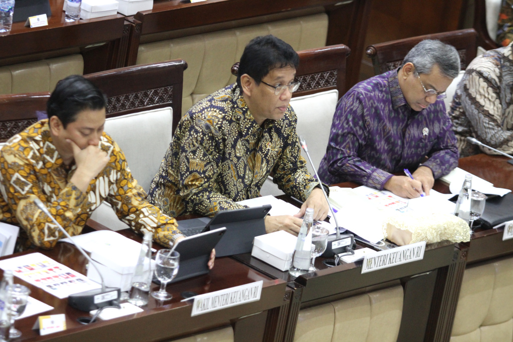Komisi XI DPR Gelar Raker dengan Menkeu Purbaya Yudhi Sadewa membahas kinerja ekonomi dalam Triwulan III (Ashar/SinPo.id)