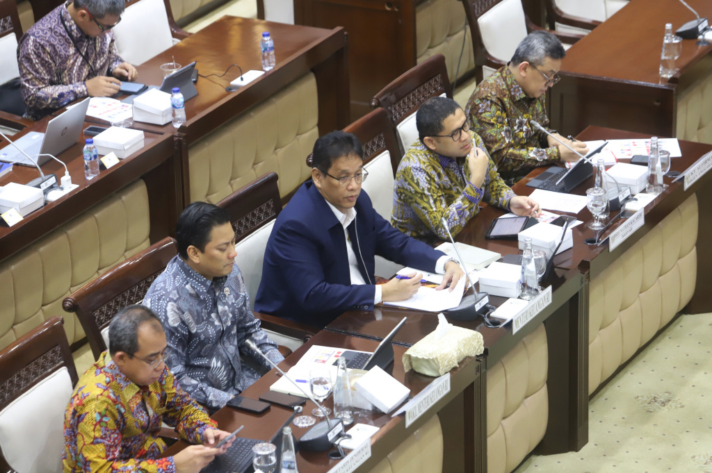 Komisi XI DPR menggelar raker dengan Menkeu Purbaya Yudhi Sadewa membahas Subsidi Energi (Ashar/SinPo.id)