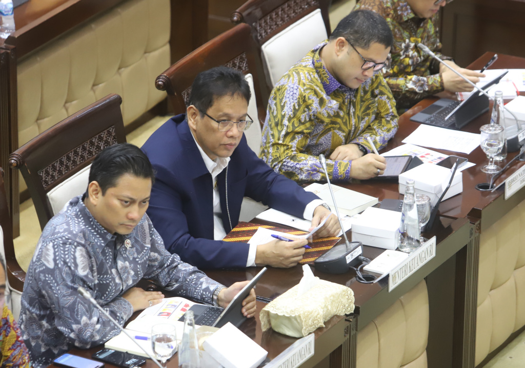 Komisi XI DPR menggelar raker dengan Menkeu Purbaya Yudhi Sadewa membahas Subsidi Energi (Ashar/SinPo.id)