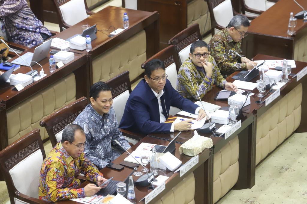 Komisi XI DPR menggelar raker dengan Menkeu Purbaya Yudhi Sadewa membahas Subsidi Energi (Ashar/SinPo.id)