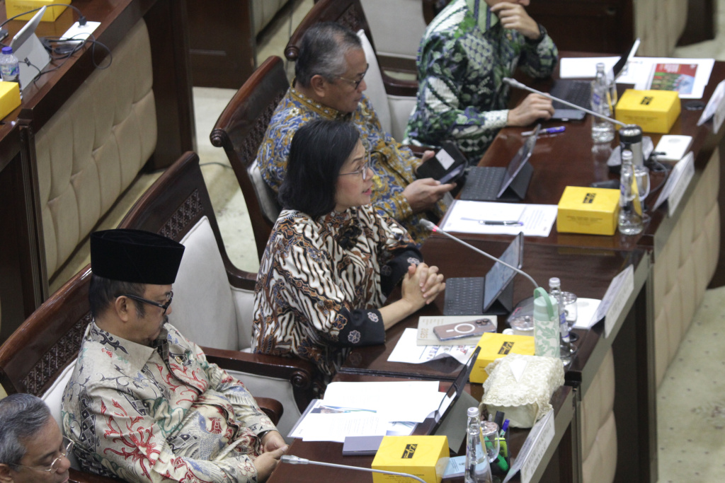 Komisi XI gelar raker dengan Menkeu Sri Mulyani membahas RUU APBN 2026 (Ashar/SinPo.id)