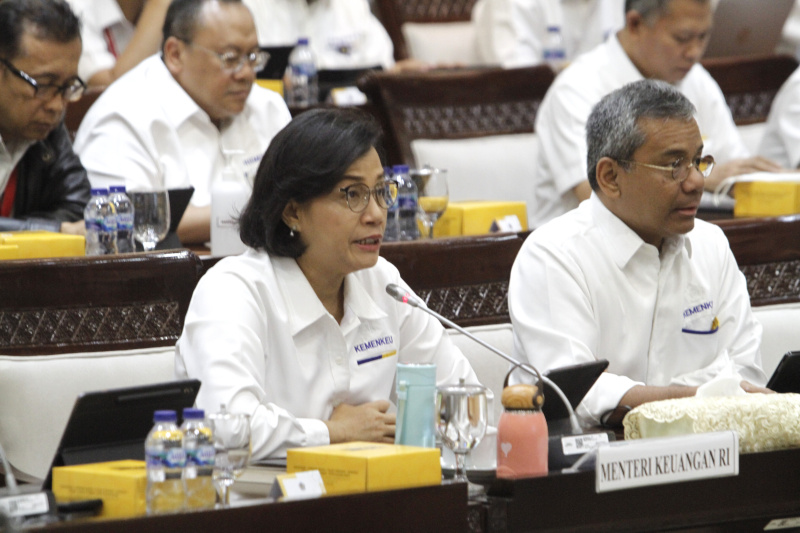 Komisi XI DPR gelar raker dengan Menkeu Sri Mulyani membahas RUU APBN 2024 (Ashar/SinPo.id)