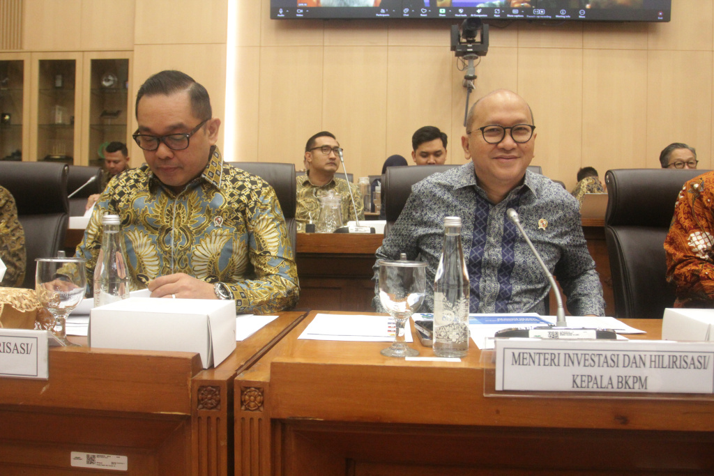 Komisi XII DPR menggelar Rapat Kerja dengan Menteri Investasi dan Hilirisasi/Kepala BKPM Rosan Roeslani membahas Realisasi Investasi Tahun 2025 (Ashar/SinPo.id)