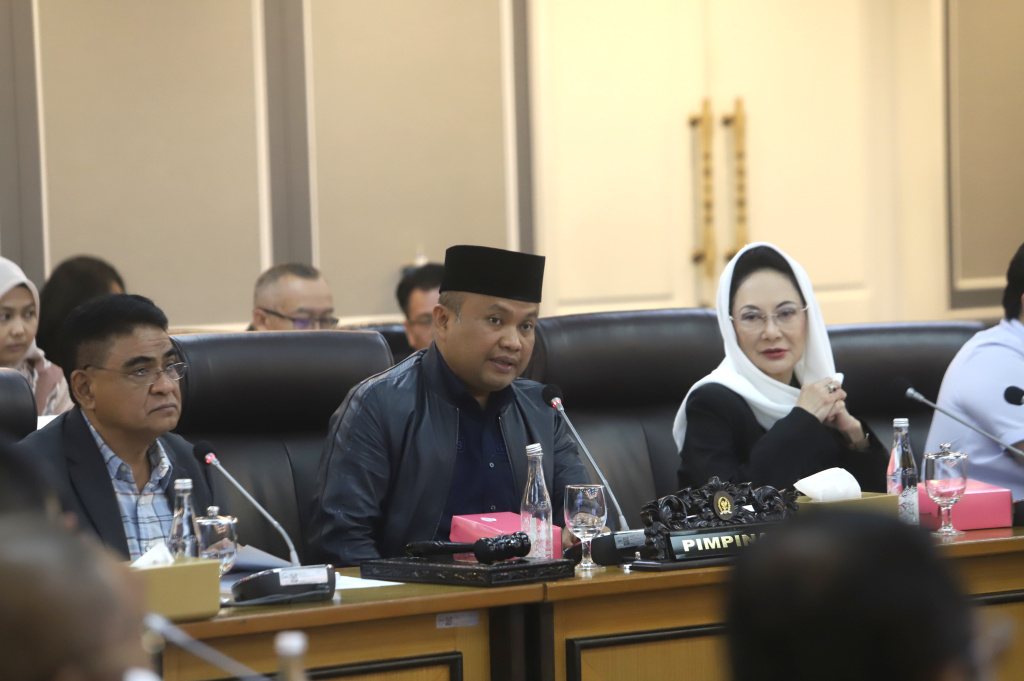 Komisi XIII DPR menggelar raker dengan Menteri Imigrasi dan Pemasyarakatan Agus Andrianto membahas Anggaran TA 2026 (Ashar/SinPo.id)