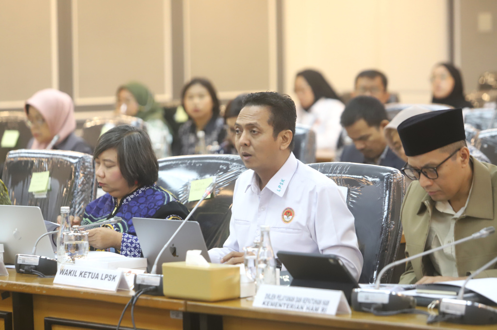 Komisi XIII DPR menggelar RDP Dengan korban kekerasan tambang ilegal Pasaman Nenek Saudah (Ashar/SinPo.id)