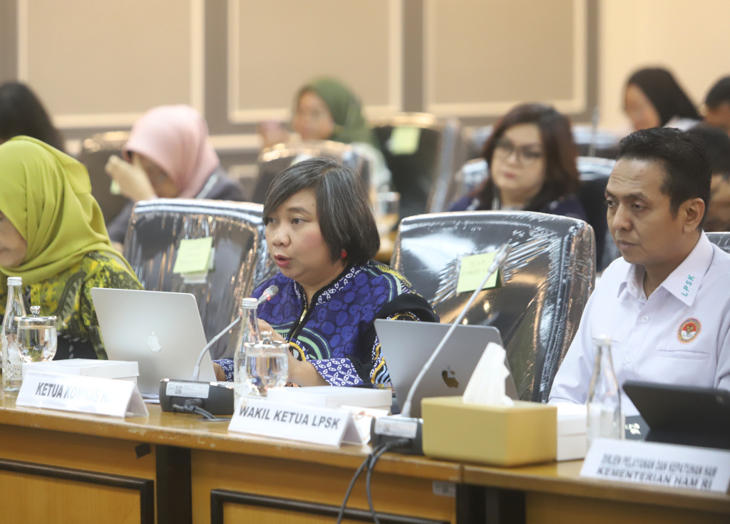 Komisi XIII DPR menggelar RDP Dengan korban kekerasan tambang ilegal Pasaman Nenek Saudah (Ashar/SinPo.id)