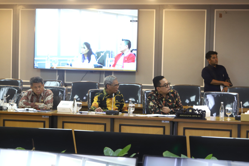 Komisi XIII DPR menerima Audiensi dari para korban sirkus OCI Taman Safari (Ashar/SinPo.id)