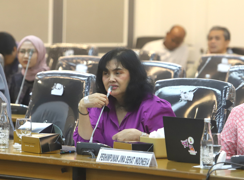 Komisi XIII DPR RDPU menerima audiensi Perhimpunan Jiwa Sehat Indonesia membahas pelanggaran HAM korban penyiksaan di panti-panti sosial (Ashar/SinPo.id)