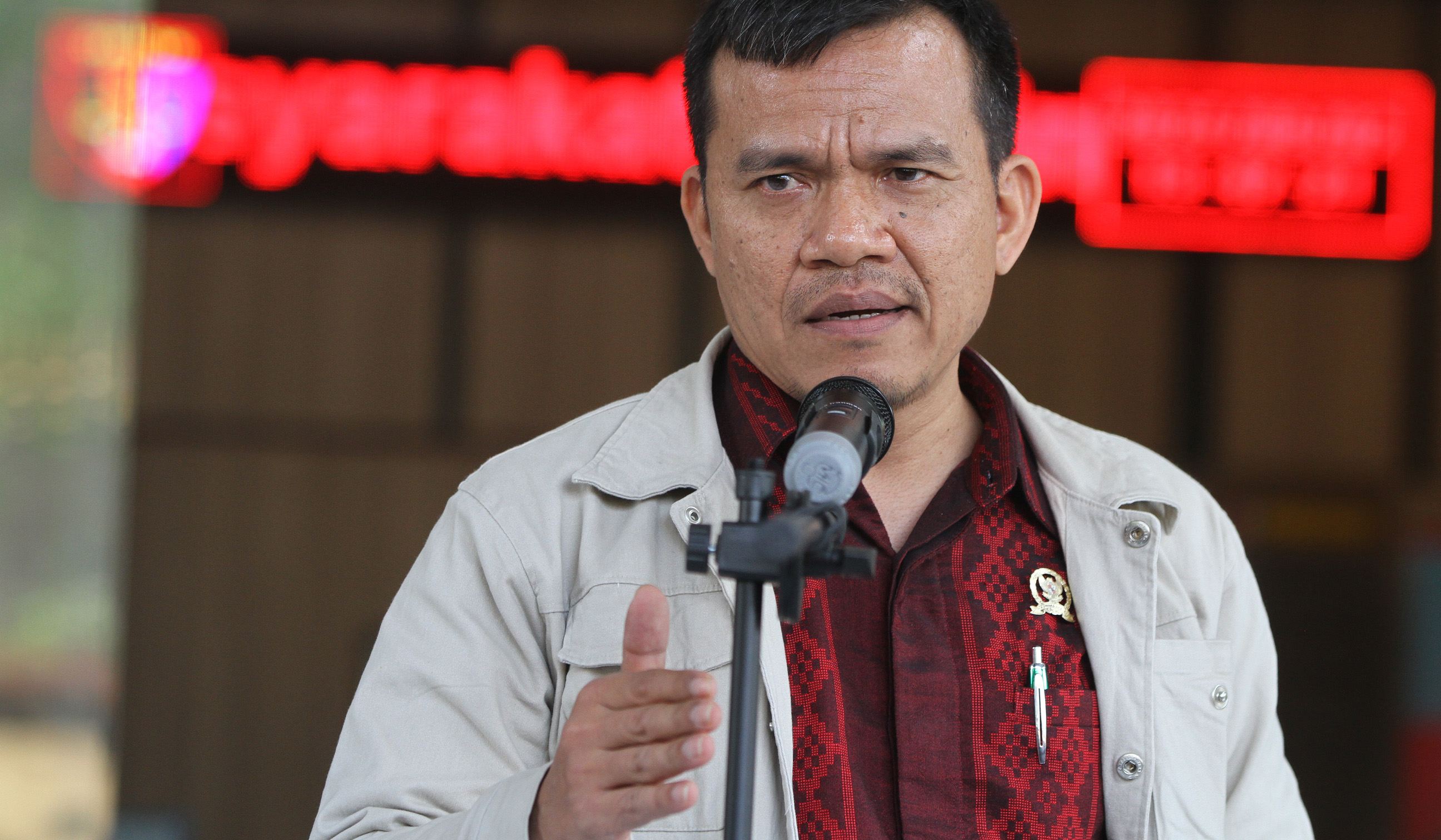 Komisi I DPR gelar raker dengan Kementerian Luar Negeri membahas Anggaran TA 2026 (Ashar/SinPo.id)